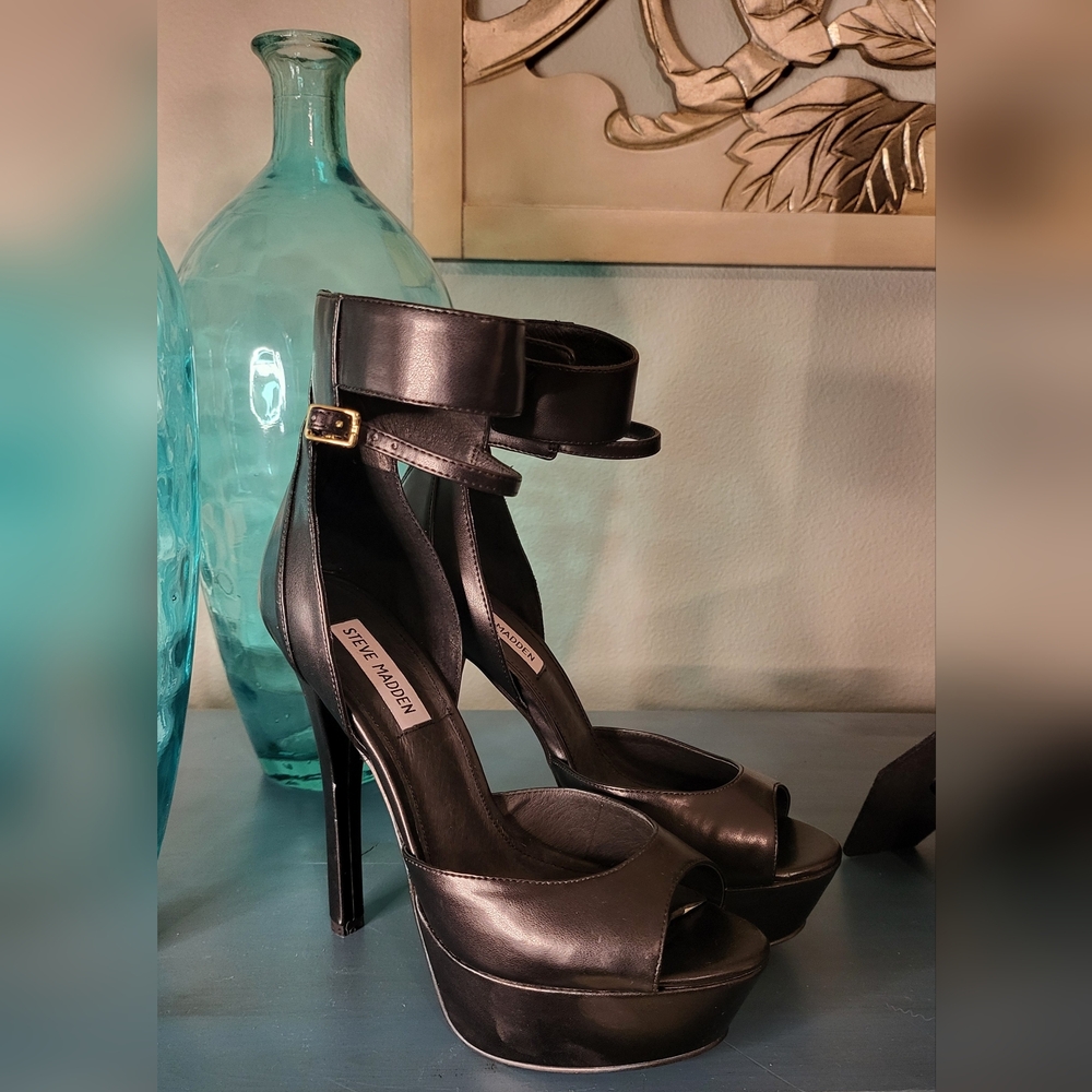 Steve Madden Black Women's Heels